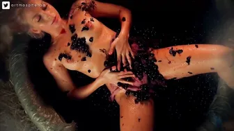 artmosphera full naked & wine show pt.2