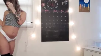 koramarina  doing awesome private show