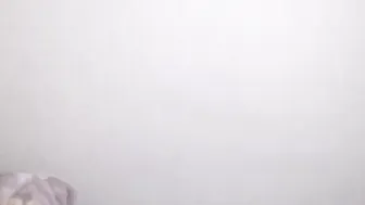 apple_tease  love when she fuck her self in wholes