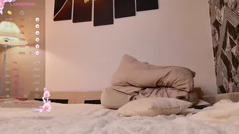 celen-NewGirlsNakedSmoking-09-11-10-16-2025