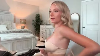 roxyrain2736 Chaturbate 2026-01-15 Lots of tits flashes