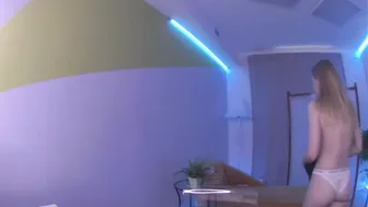 Appr0ved finally shows full tits