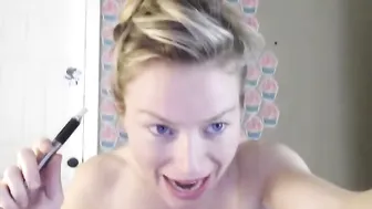 jessperation  hooker with crocked pussycat cavity in webcam