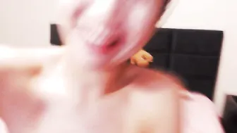 amayalei  Sticks her finger in her pussy