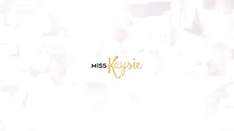 missKaysie  Wide circulate of labia