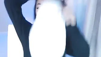 bunni  Wants to be entranced to private