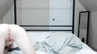 Wystricoffin Shy kittens jerking shaved cunt