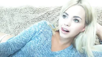 priscillamoon Cute slut fucks pussy with dildos