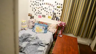 Opheliarose Busty babe fucks herself with a phallus