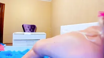 _bars_377 Attractive slut shows underwear