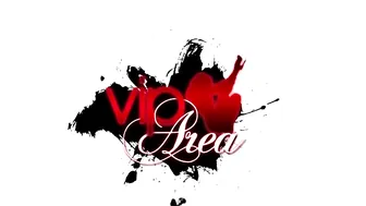 harli lotts Hot slut caresses shaved cunt