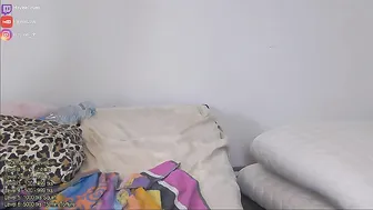 sexykinkycouple20 Appetizing lady caresses sex lips