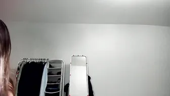 marryjanegreen Adult doll masturbates shaved pussy