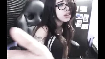 Sherryshen Sexy mistress pulls pussy