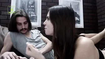 trishanhoward spread her legs and caresses herself