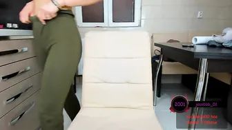 sophydiva Freaky confused twirls big ass