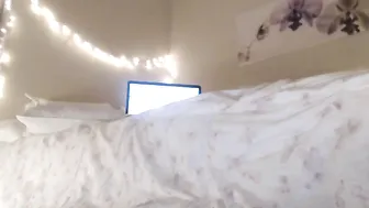 MOLLYBOOTS Ladyliciousx prefers rubber toys