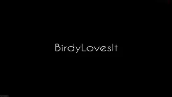 Birdylovesit spicy beauty masturbates cunt