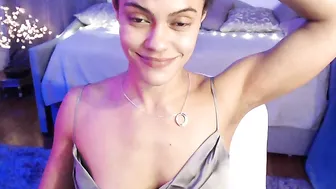 quinnlive cute passion gently caresses boobs