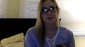 OceanGodess beauty in stockings fucks both holes