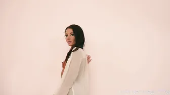 Sheena  Shaw beautiful passion gently masturbates pussy