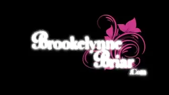 Brookelynne Briars babe undressed and started jerking off