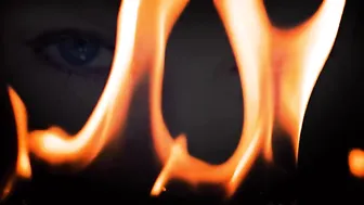 Lady Fyre cute slut jerks her pussy on people