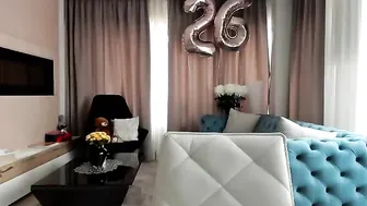 lilemma cute babe caresses shaved cunt