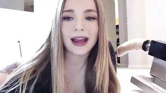 fetishpixie  manyvids black-haired handjob lying on the couch