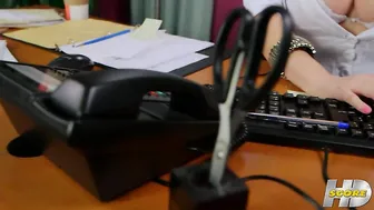 Maggie Green  manyvids elegant maiden caresses wet slits