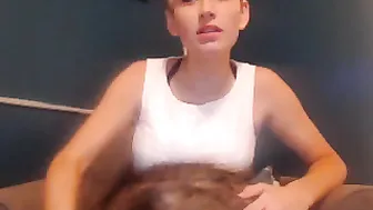 AuroraXoxo manyvids whore chick sucks penis gentleman