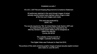 Brit Anastasia Lux manyvids flexible cutie