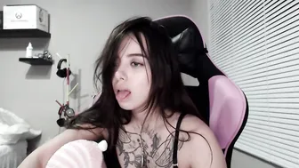 Sherryshen manyvids the obstinate passion turns a huge ass