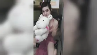 LilRedVelvet manyvids elegant plays with pussy