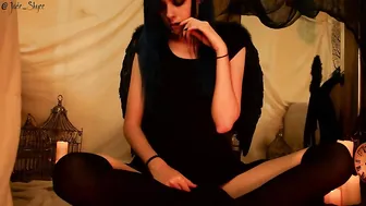 JadeSkye manyvids naughty babe posing in lingerie