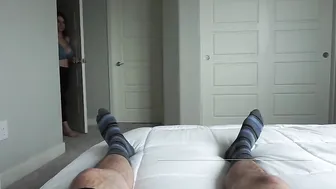 MissAlexaPearl manyvids cute female fucks pussy with phallus