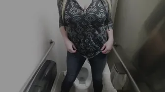 Nikki Eliot manyvids cute confused pounding tits