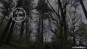 Sarah Rae manyvids slim blonde strips and masturbates