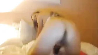 elletaylor89 covering her tits with a shirt caresses her clit