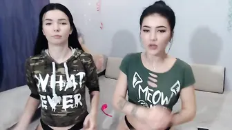 beessmalltits fat old woman kneads wet vagina