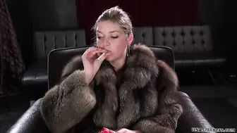 [clips4sale.com]amberfull22 recording from the  private e chat brunette