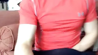 samdavies14 dark skinned lady gently jerks her pussy