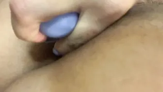 [OnlyFans.com] Phoenix Starr mature slut pulls pussy while lying in a chair