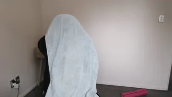 baby_mia_kisses shy harlot fingering pussy in the shower