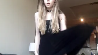 Kittenxx manyvids amazing slut pulls vaginal opening