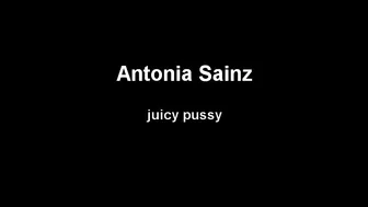 ANTONIA SAINZ ONLYFANS Playing with my pussy