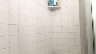 Panda -Take a shower with me (1)