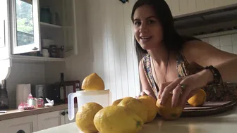TINDRA FROST ONLYFANS -giggly girls make lemonade