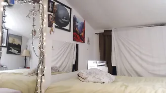 Dawnskye1962 V169 Giantess VORE style xXx