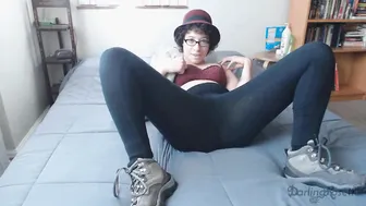 darlingrosette queefing in leggings 720p